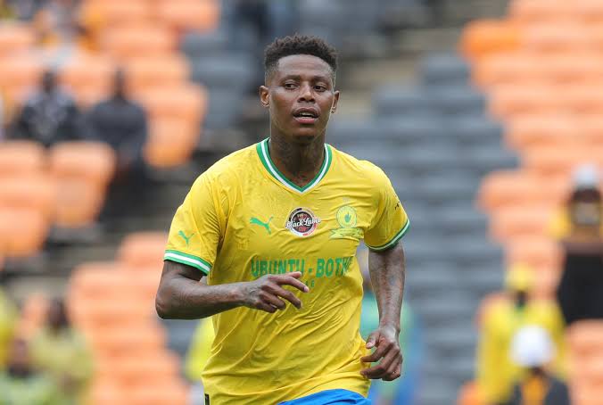 Mandla Masanga backs Chiefs to sign Bongani Zungu