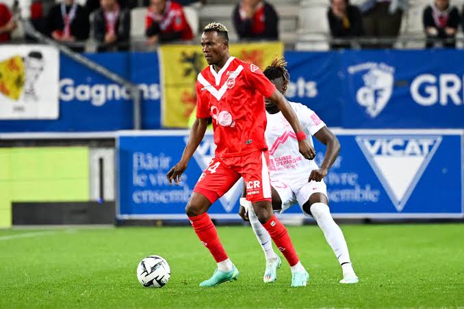 Chiefs complete the signing of Glody Makabi Lilepo from the French club